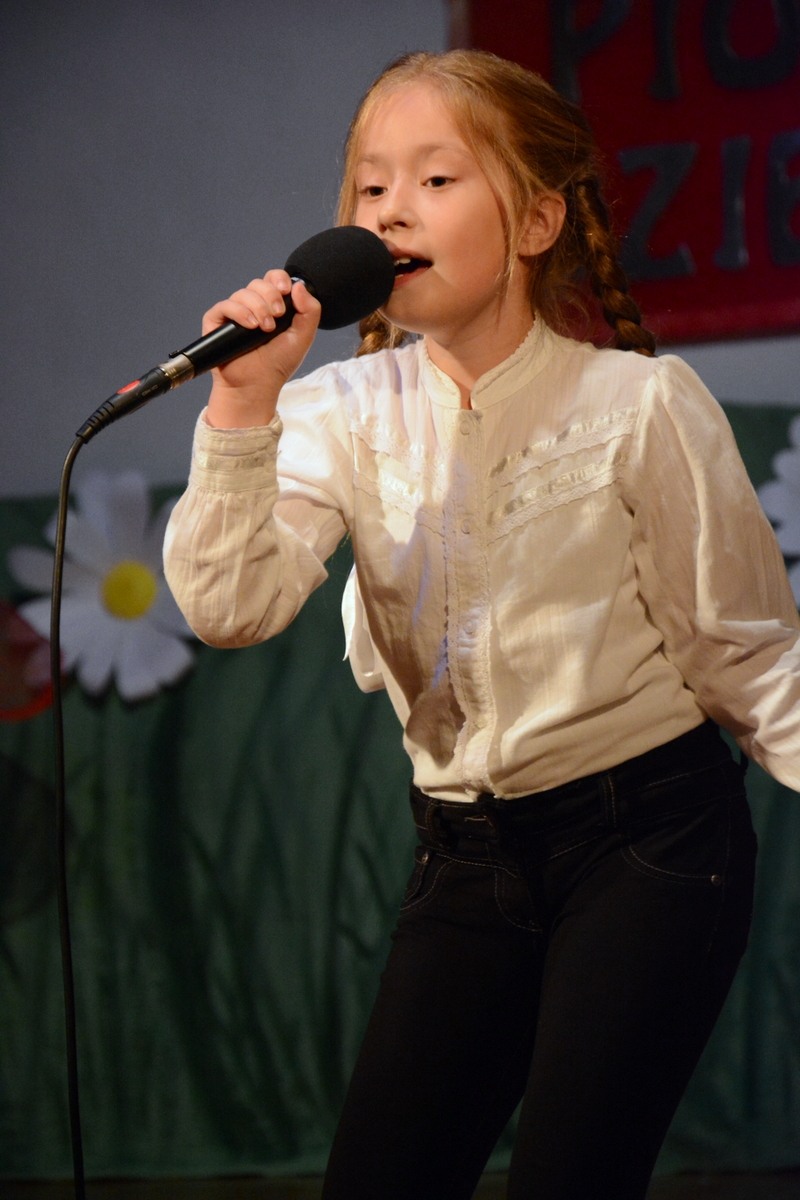 Festiwal Piosenki Dziecięcej „LEGNICA 2013”