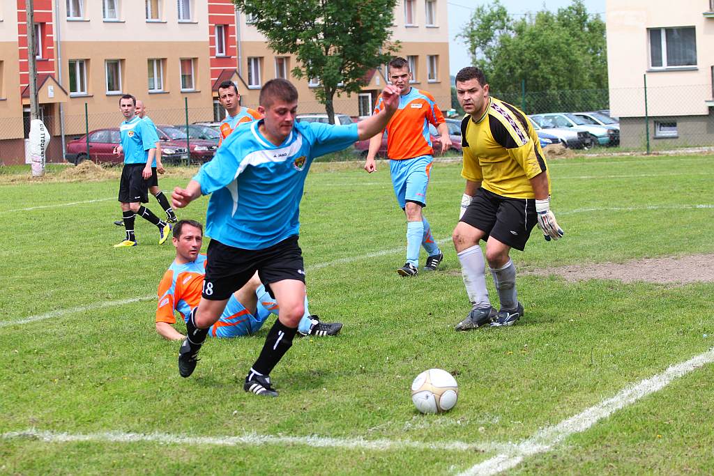 Klasa A: Unia - KS Legnickie Pole 0:3