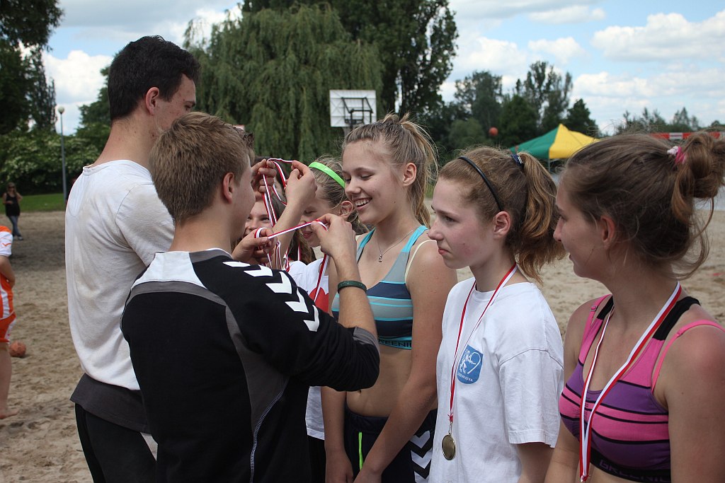 Gimnazjaliści walczyli na piachu „Kormorana”