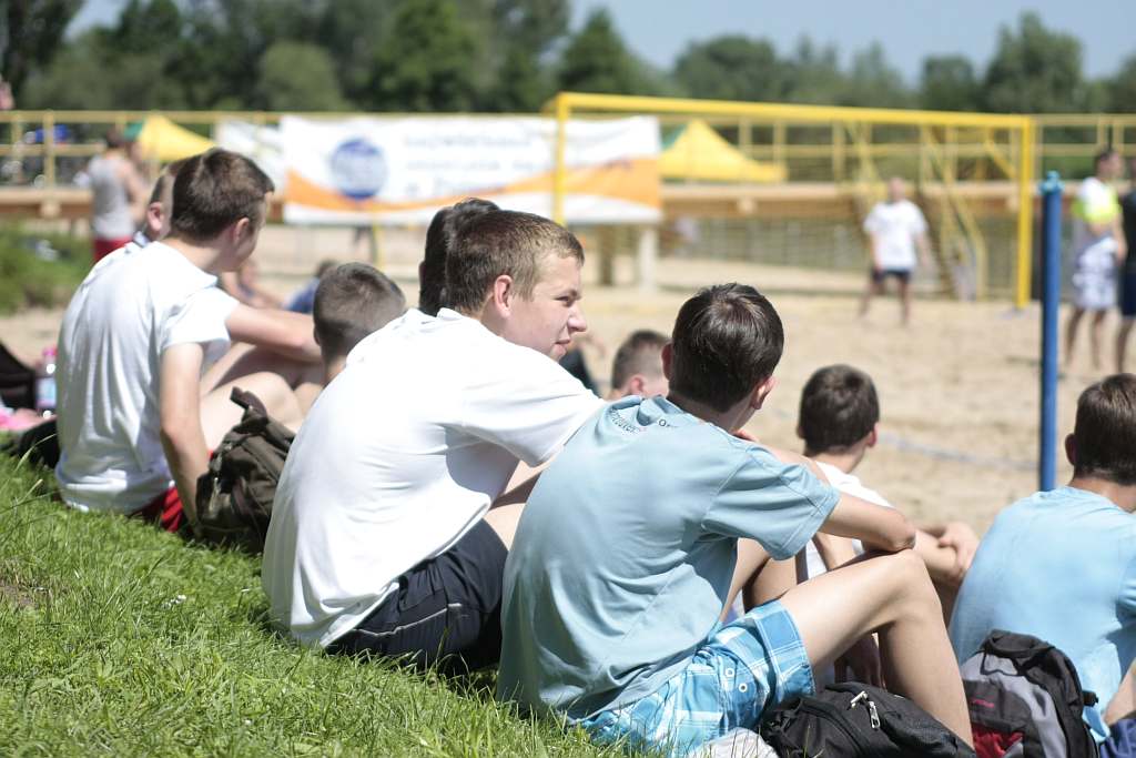 Licealiści walczyli na piachu „Kormorana” cz2