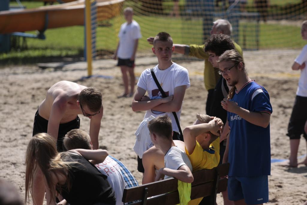 Licealiści walczyli na piachu „Kormorana” cz2