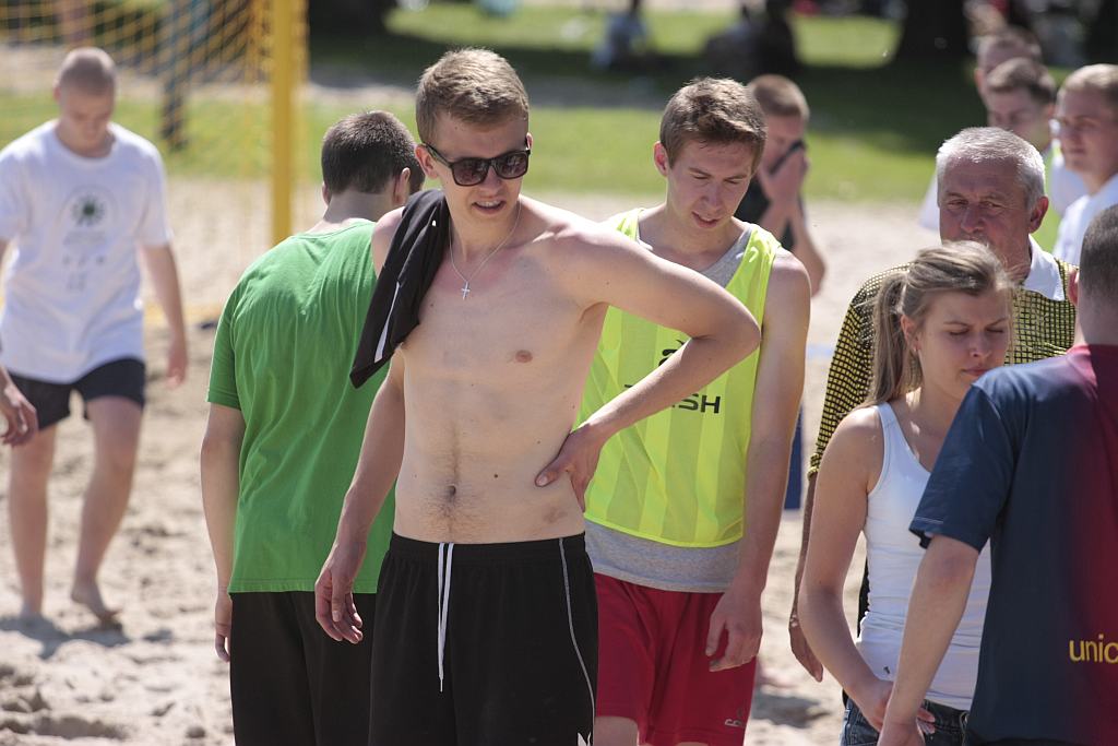 Licealiści walczyli na piachu „Kormorana” cz2
