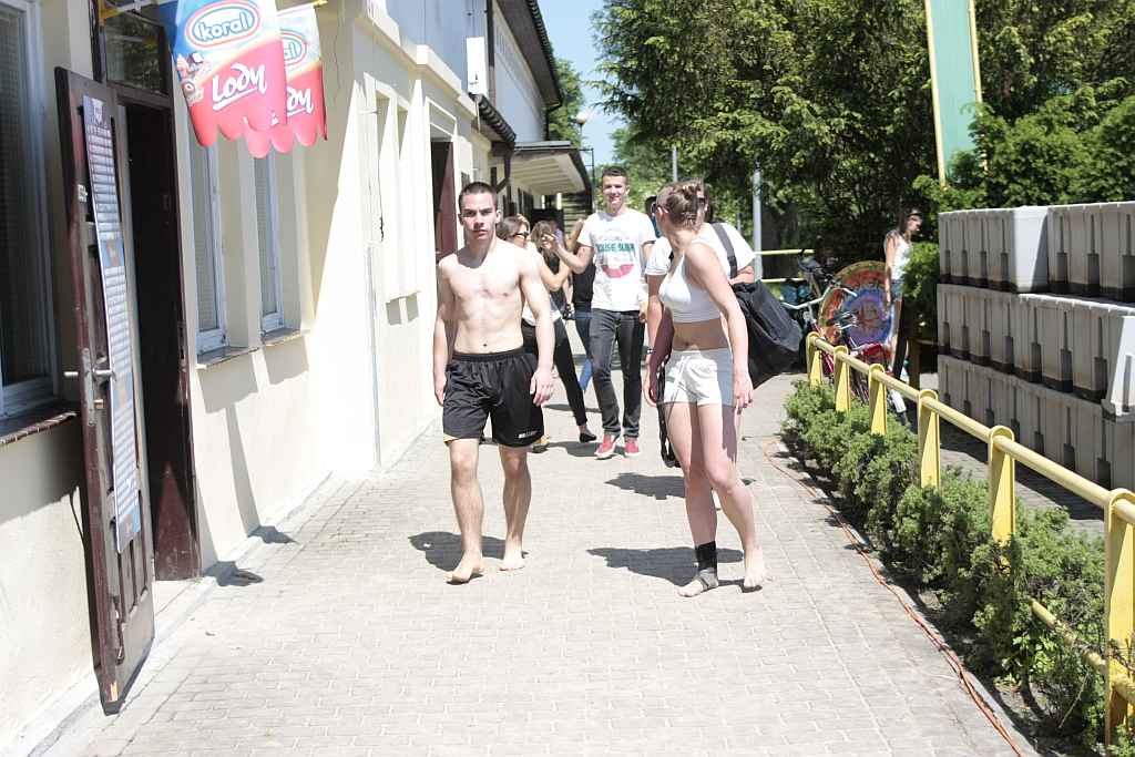 Licealiści walczyli na piachu „Kormorana” cz2