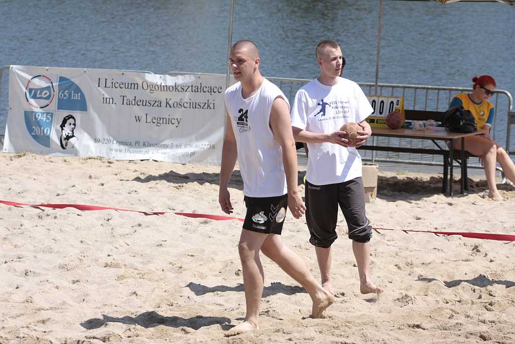 Licealiści walczyli na piachu „Kormorana” cz2