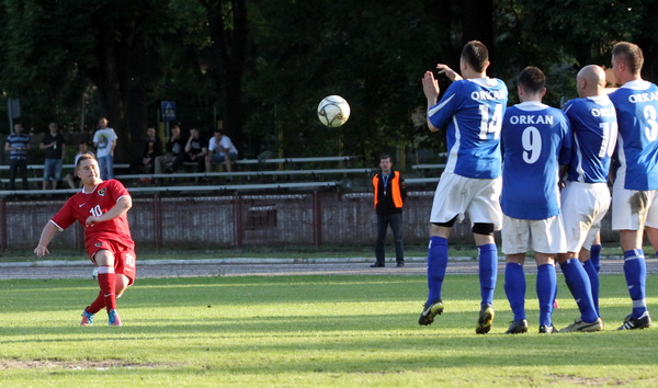 IV liga: Karkonosze - Orkan 2:1