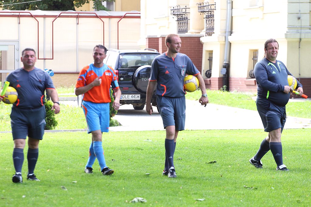 Klasa A: KS Legnickie Pole - Błękitni 3:3