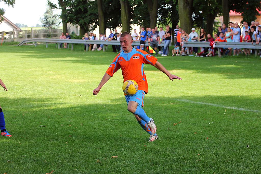 Klasa A: KS Legnickie Pole - Błękitni 3:3
