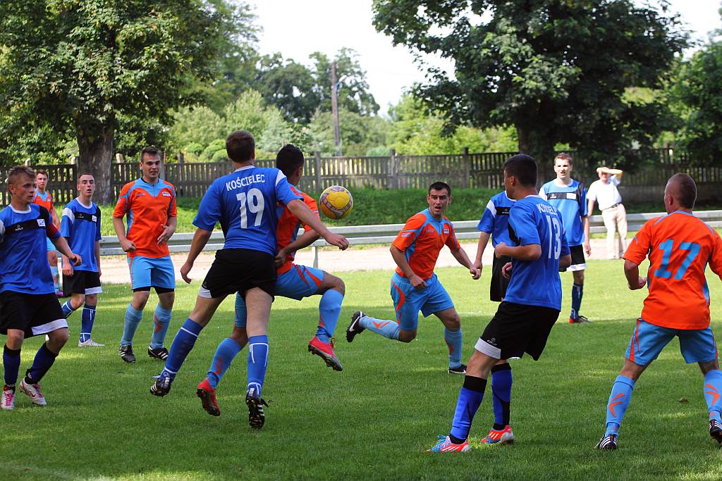 Klasa A: KS Legnickie Pole - Błękitni 3:3