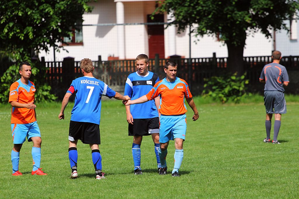 Klasa A: KS Legnickie Pole - Błękitni 3:3