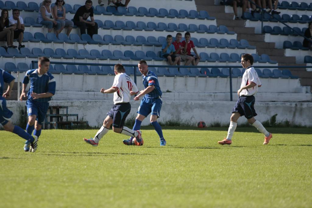 Konfeks Legnica - Odra Chobienia 3:0