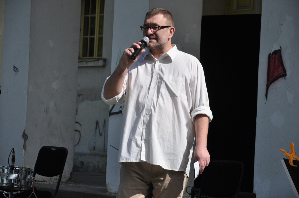 Artur Gotz z zespołem w 