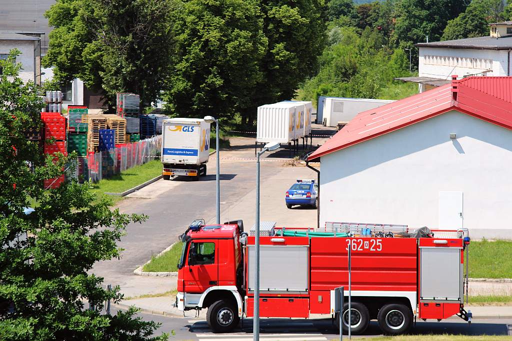 Bomby przy lotnisku! Okoliczne firmy ewakuowane