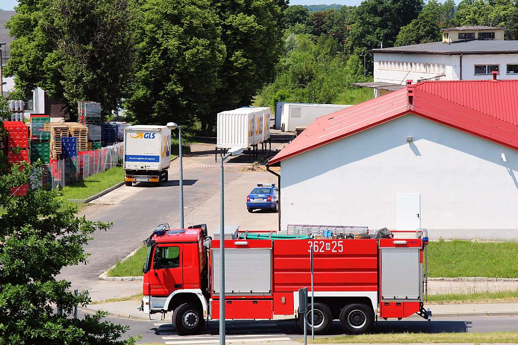 Bomby przy lotnisku! Okoliczne firmy ewakuowane