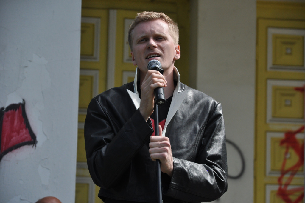 Artur Gotz z zespołem w 