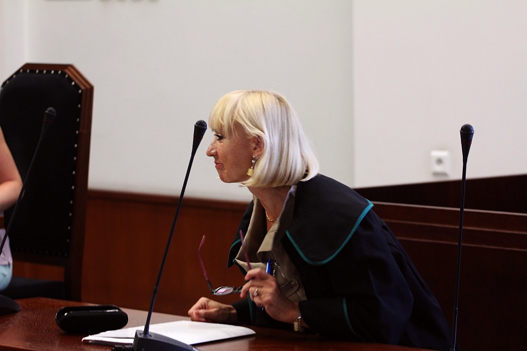 Proces szefowej związku za zamkniętymi drzwiami