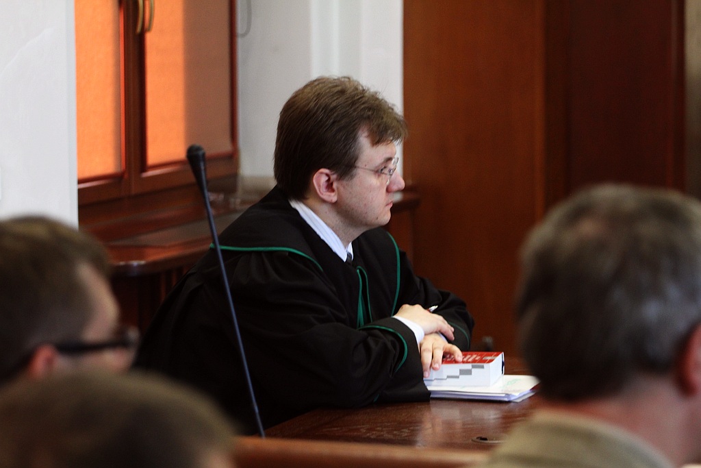 Proces szefowej związku za zamkniętymi drzwiami
