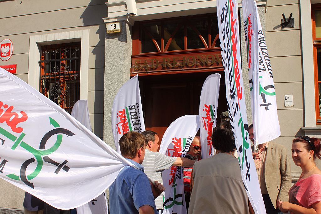 Proces szefowej związku za zamkniętymi drzwiami