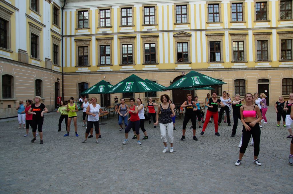 Maraton w rytmach Zumby cz.1