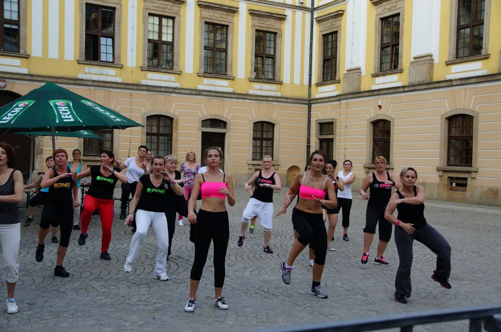 Maraton w rytmach Zumby cz.1