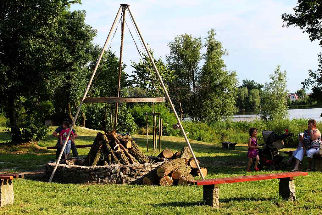 Powitali lato i otworzyli rewitalizowany park