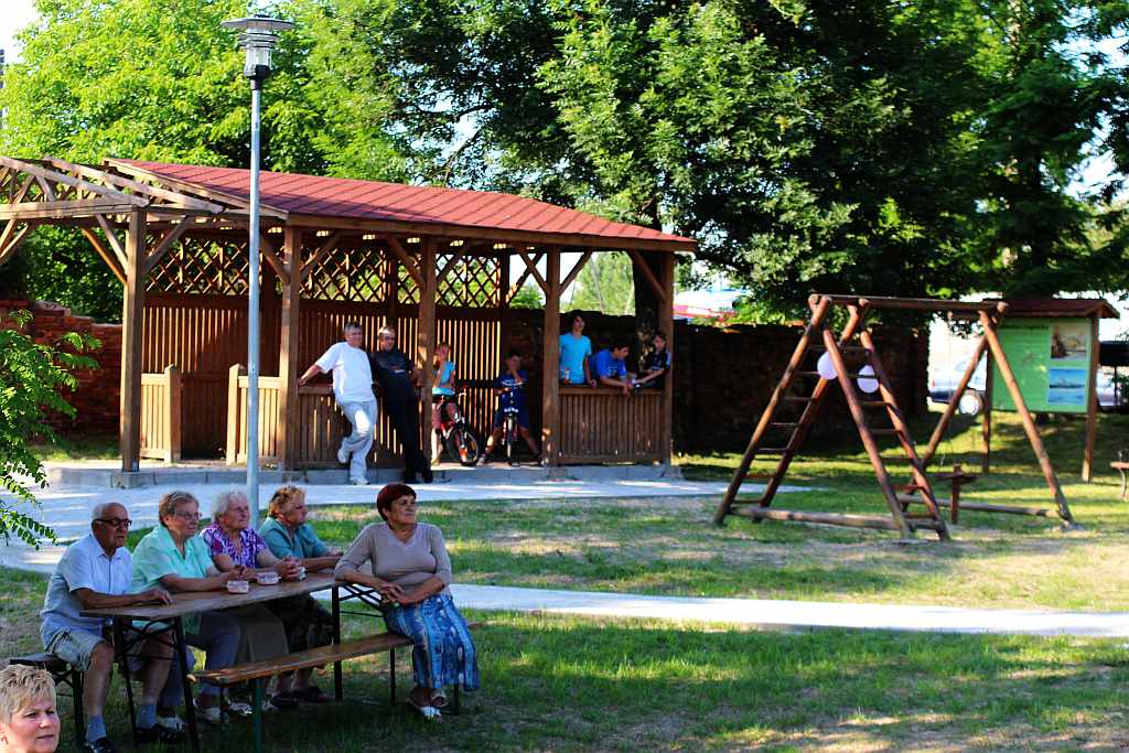 Powitali lato i otworzyli rewitalizowany park