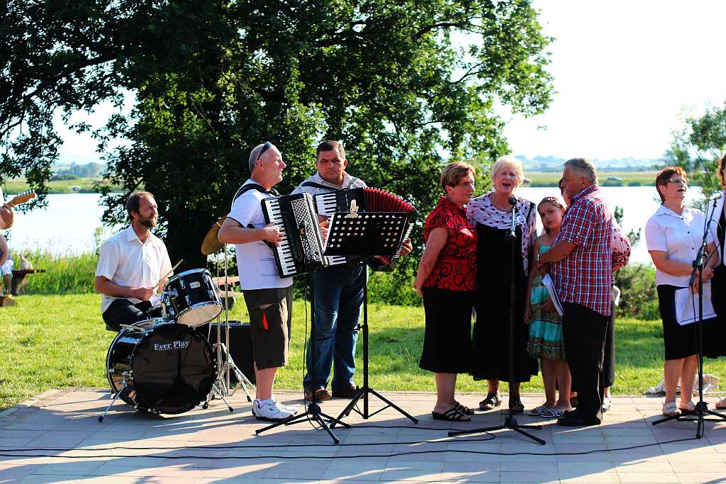 Powitali lato i otworzyli rewitalizowany park