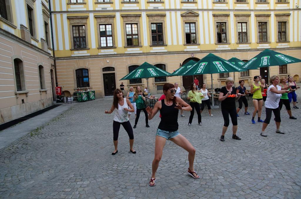 Maraton w rytmach Zumby cz.1