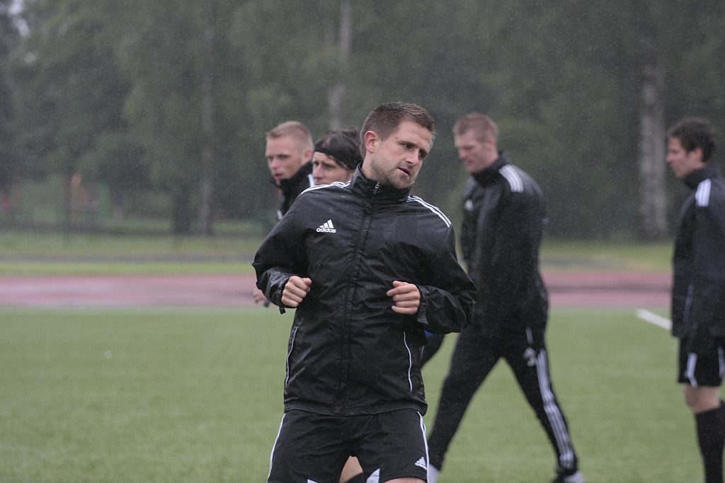 Piłkarze Miedzi Legnica wznowili treningi
