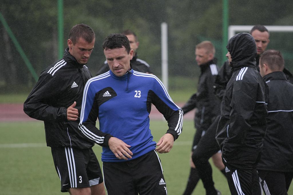 Piłkarze Miedzi Legnica wznowili treningi