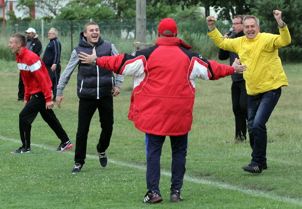 Sensacja! Czarni Rokitki ograli Olimpię Kowary