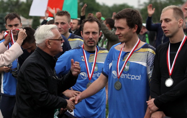 Sensacja! Czarni Rokitki ograli Olimpię Kowary