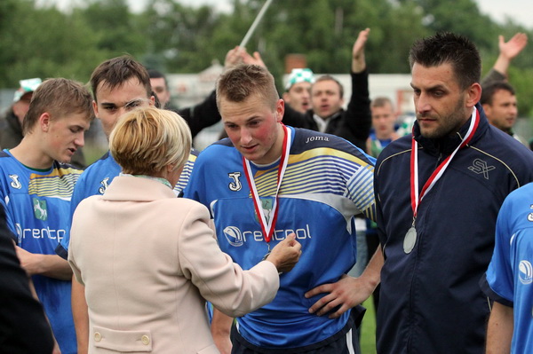 Sensacja! Czarni Rokitki ograli Olimpię Kowary
