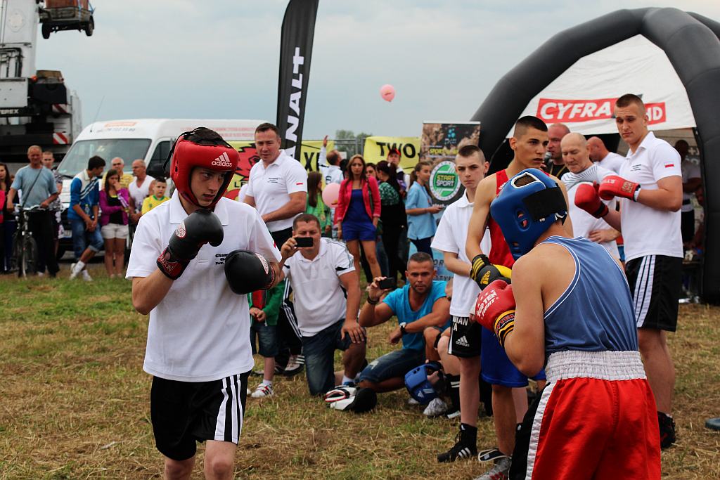 Strongman Show na legnickim lotnisku