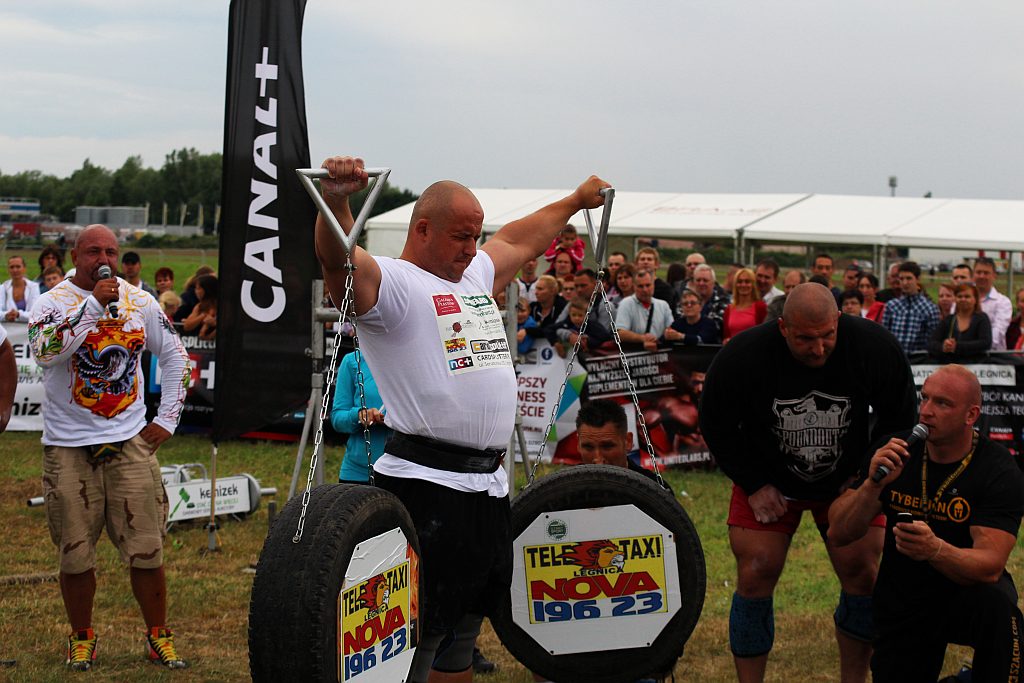 Strongman Show na legnickim lotnisku