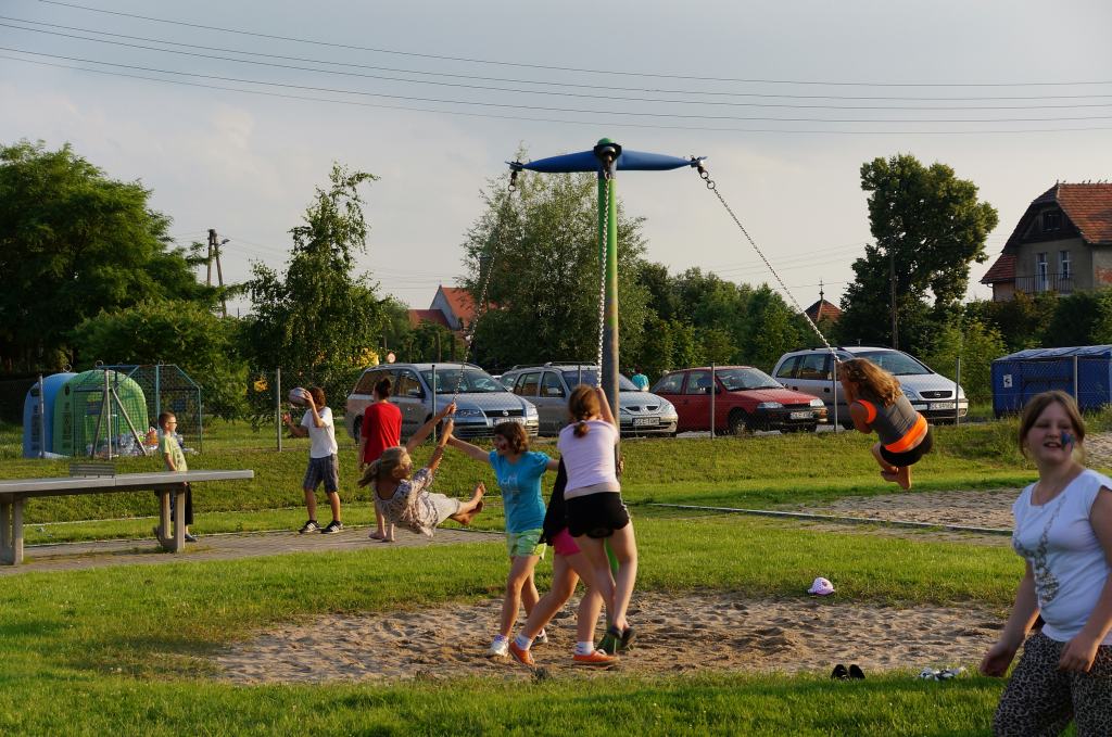 Festyn Bezpieczne Wakacje w Rosochatej