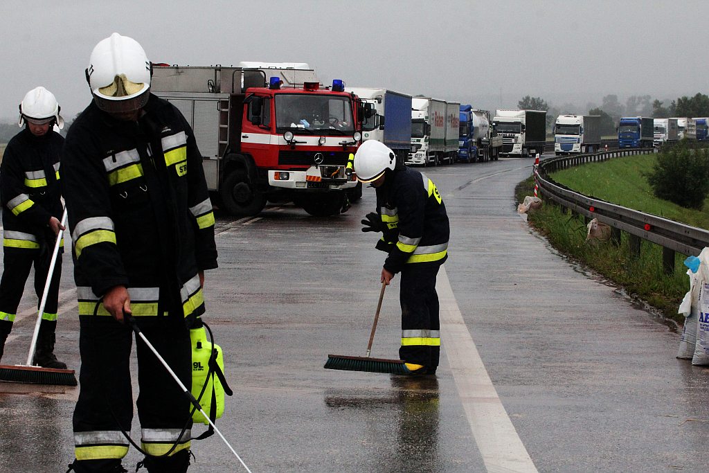 Kłótnia o plamę paliwa na obwodnicy