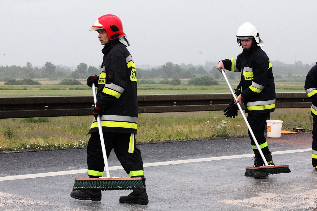 Kłótnia o plamę paliwa na obwodnicy