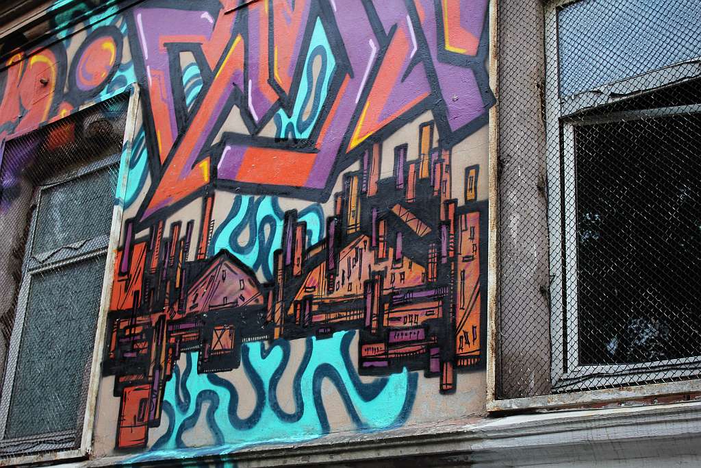 Malowali graffiti na ścianie Spiżarni