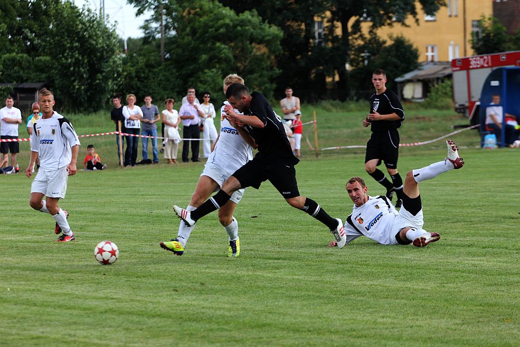 Stal wygrywa w Rokitkach. Koniec marzeń Czarnych