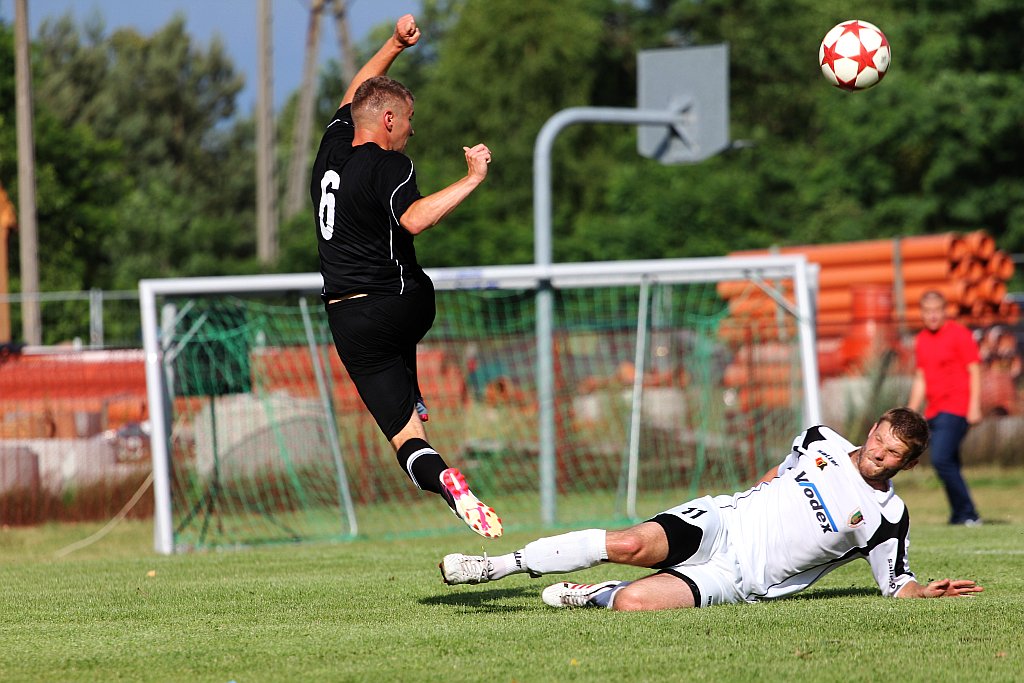 Stal wygrywa w Rokitkach. Koniec marzeń Czarnych