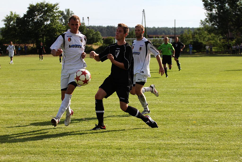 Stal wygrywa w Rokitkach. Koniec marzeń Czarnych