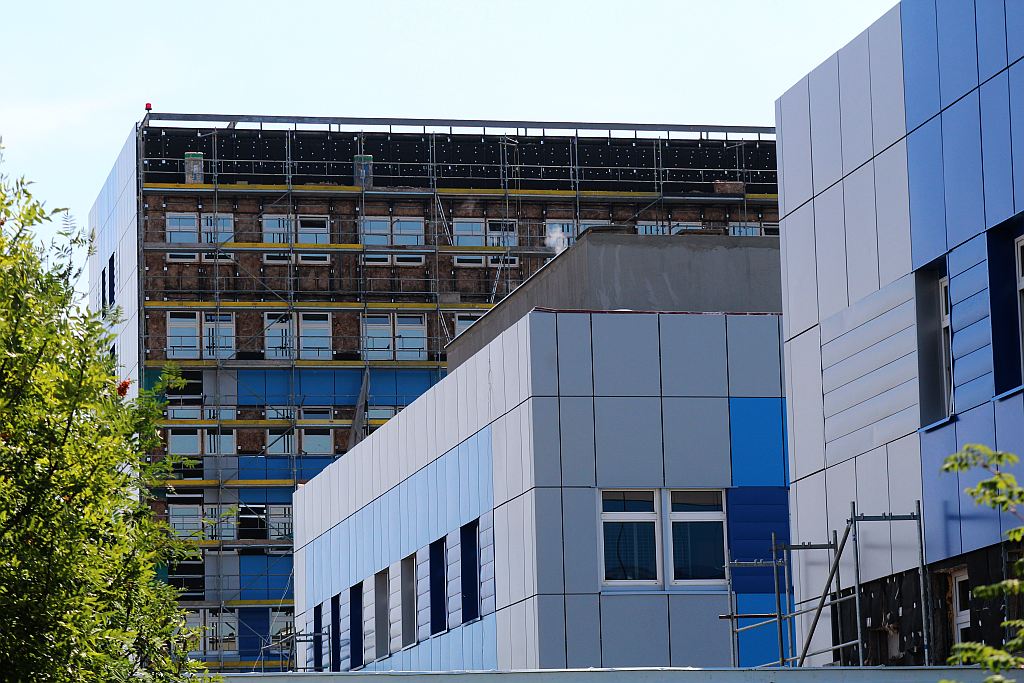 Szpital remontuje się i pozbywa azbestu