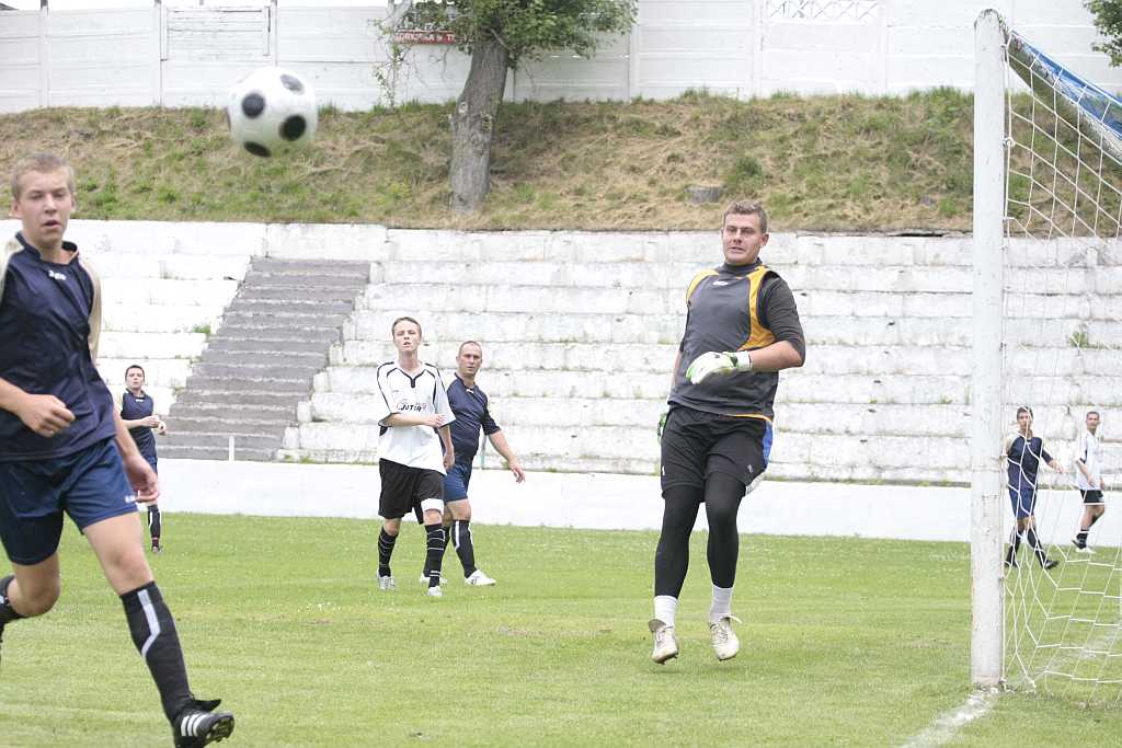 SPARING : Konfeks Legnica - Błękitni Kościelec 8:4