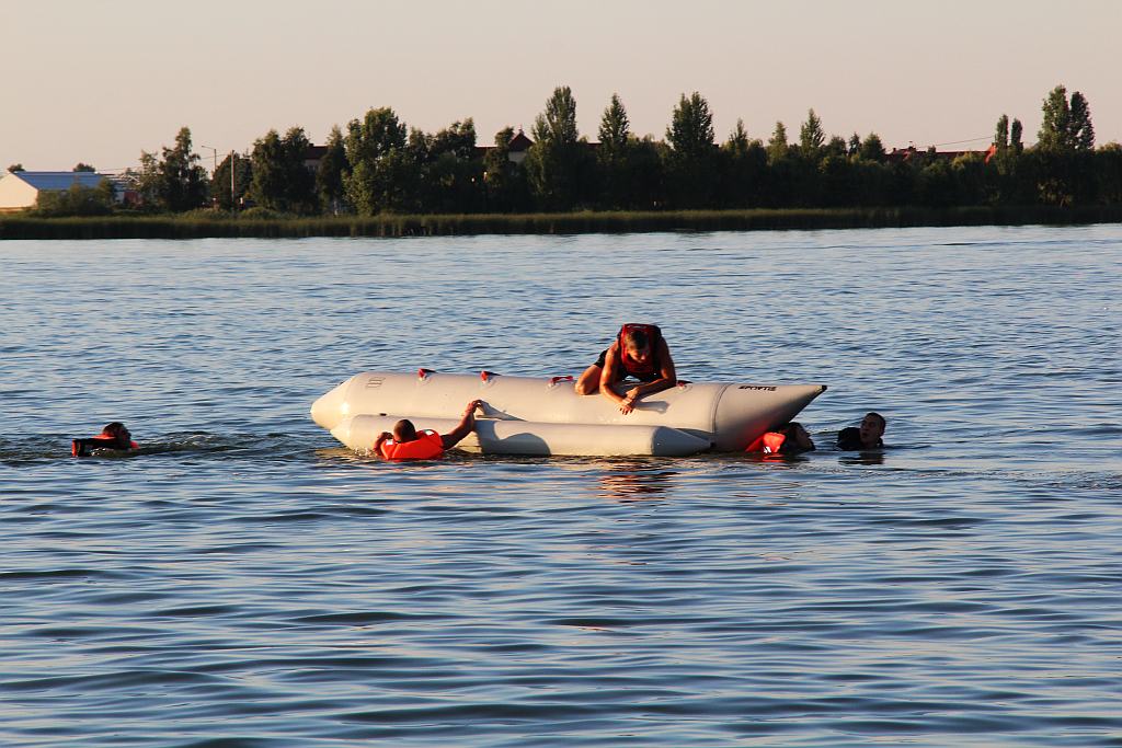 Klucz od Kilwatera i Formacja szantują nad Jeziorem Kunickim
