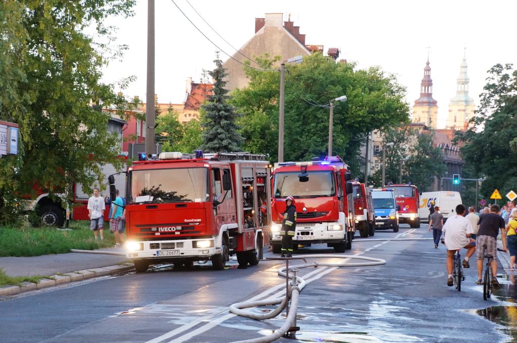 Pożar opuszczonego baraku na terenie Elpeny