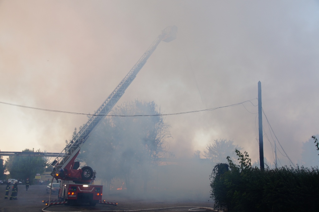 Pożar opuszczonego baraku na terenie Elpeny