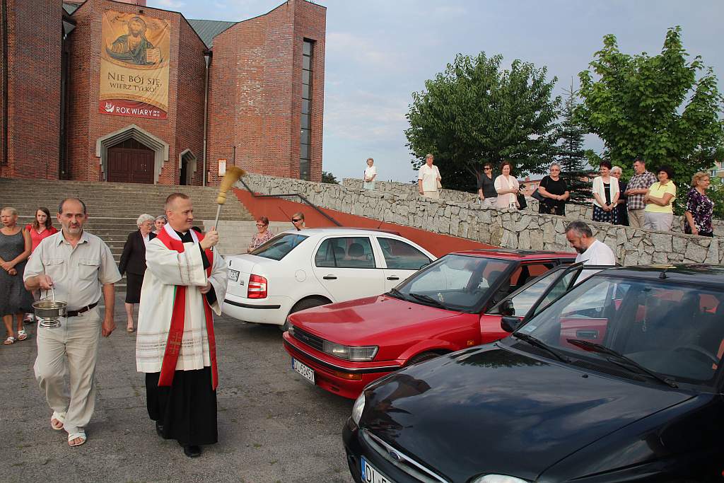 Święcenie samochodów w dniu świętego Krzysztofa