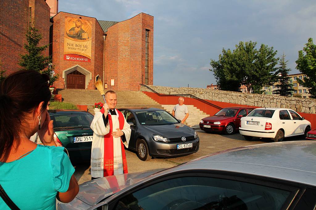 Święcenie samochodów w dniu świętego Krzysztofa