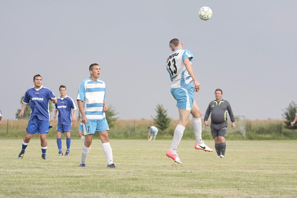 Dąb Siedliska - Konfeks Legnica 0:6