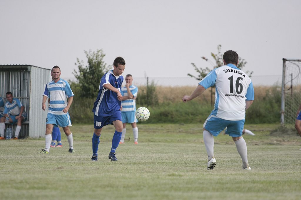 Dąb Siedliska - Konfeks Legnica 0:6